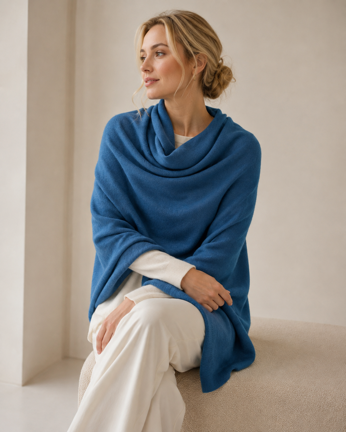 Blue luxury cashmere shawl