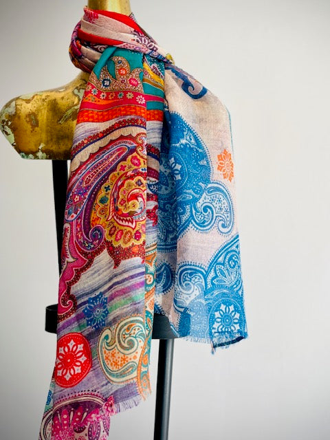 Printed Wool Scarf.