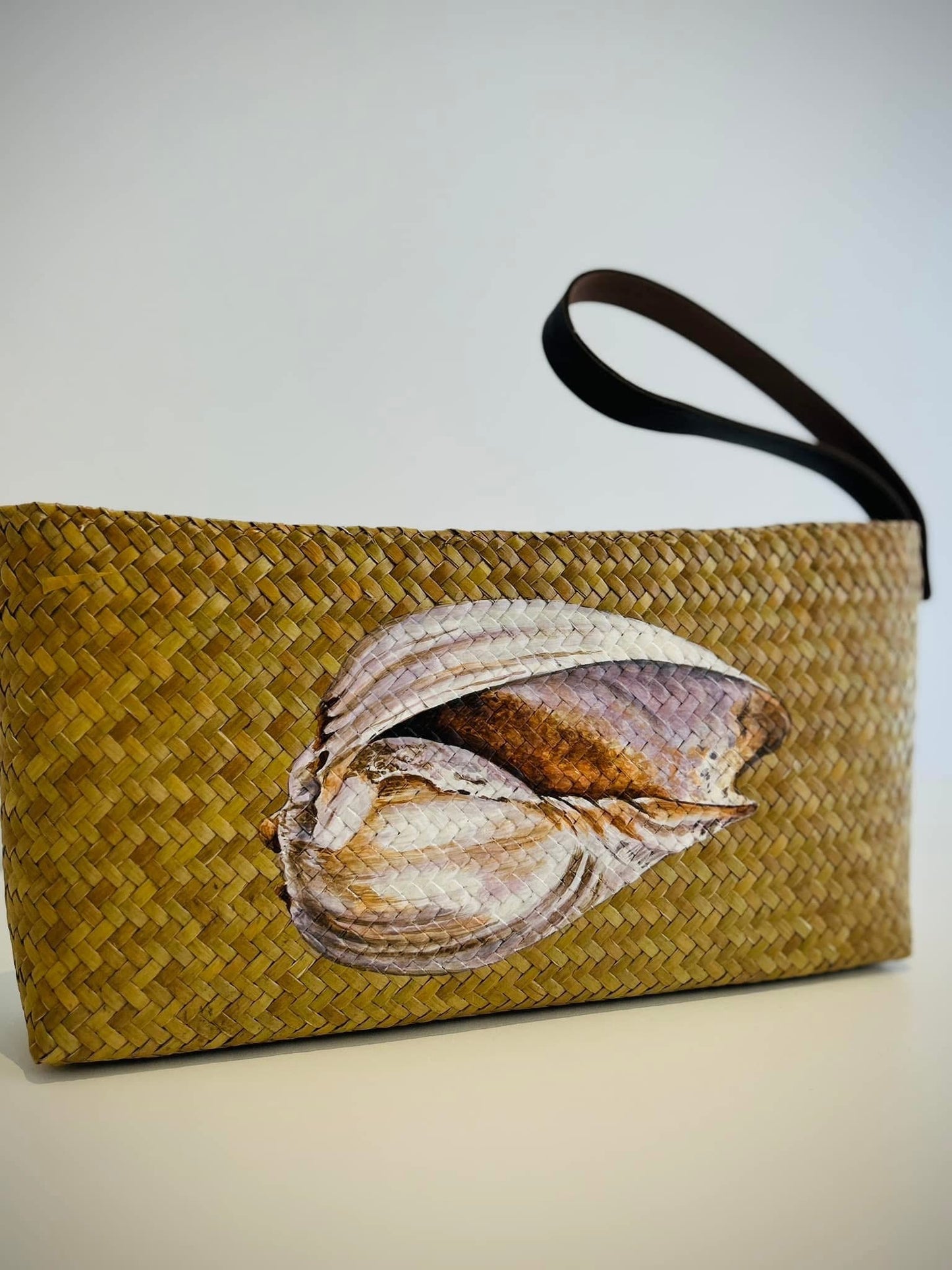 Summer Clutch
