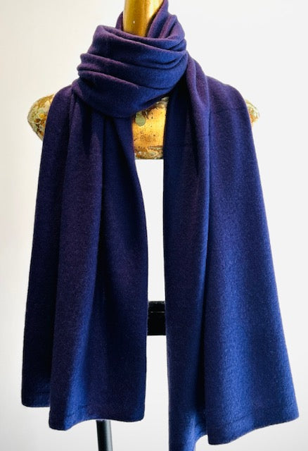 Luxurious Knitted Cashmere Shawl.