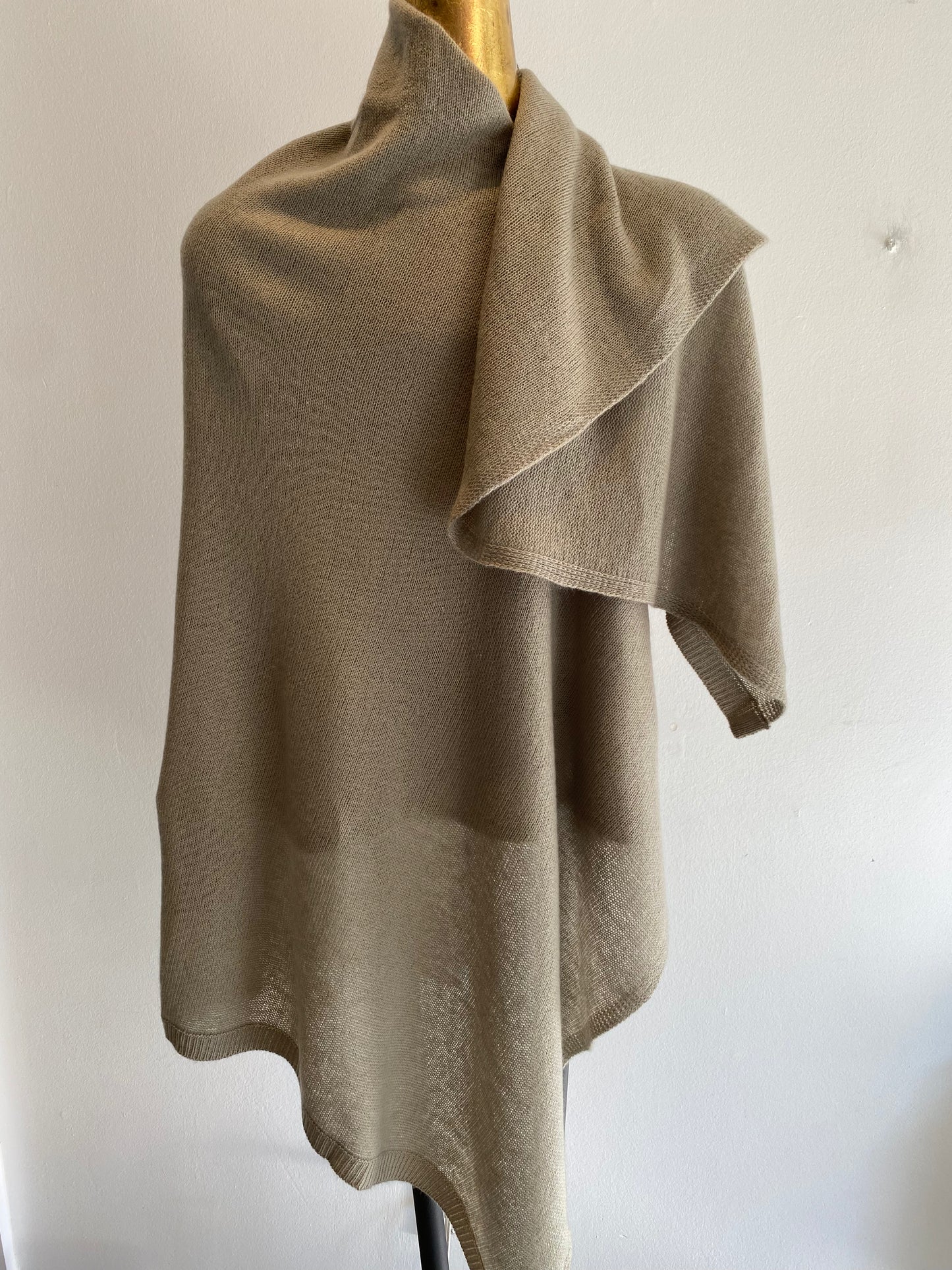 Cashmere Travel Blanket
