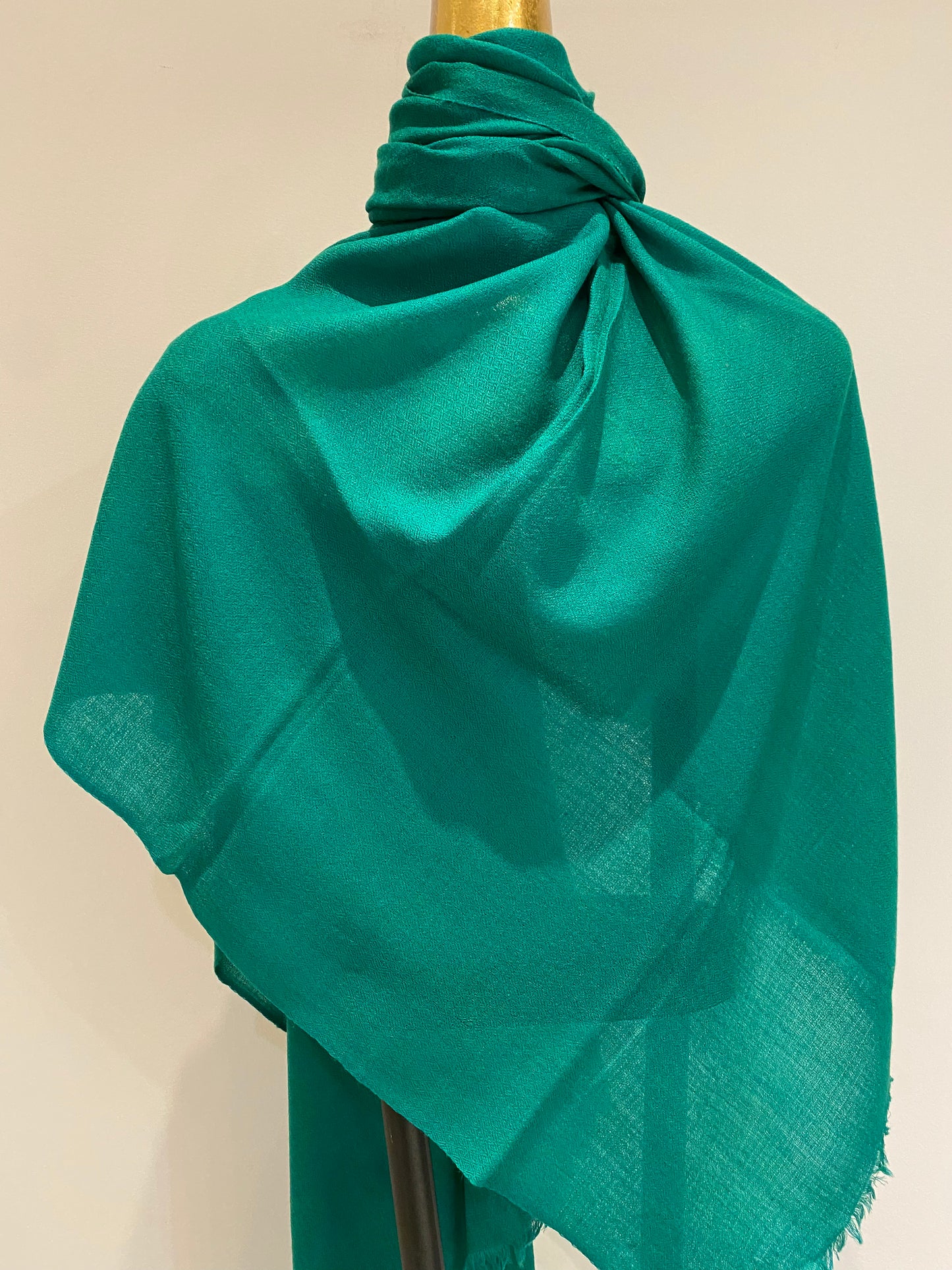 Luxury Featherweight Cashmere Shawl.