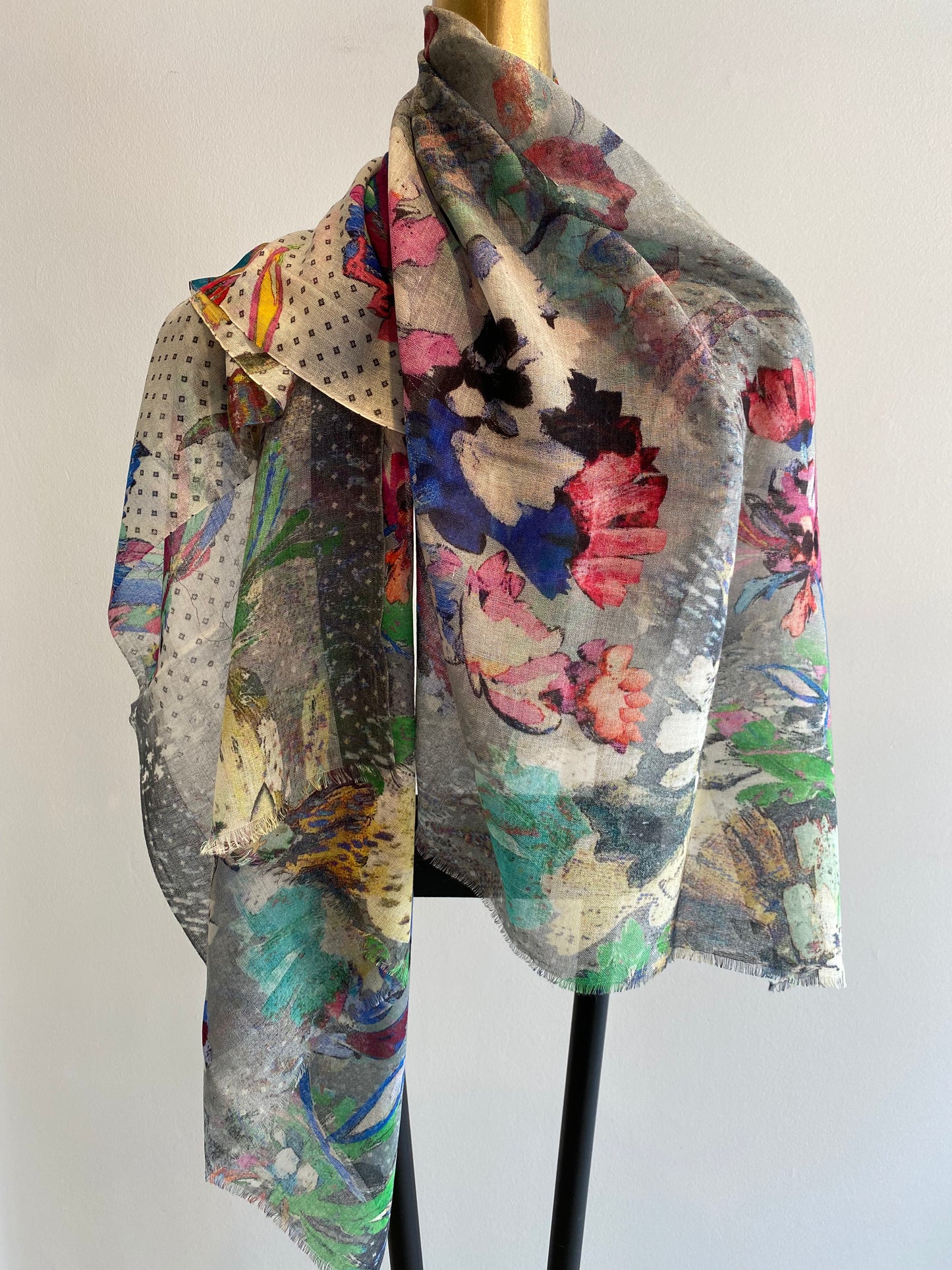 Printed Wool Scarf.