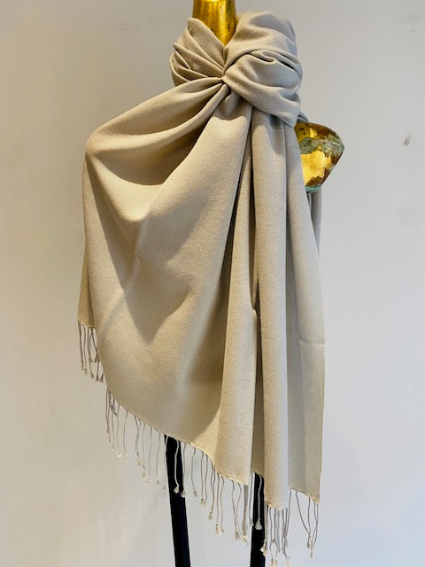 Classic Pashmina Shawl - 30% Off