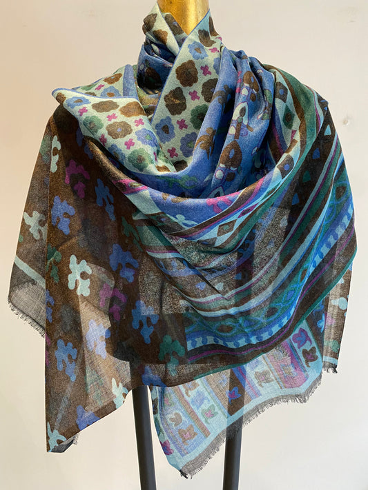 Printed Wool Scarf.