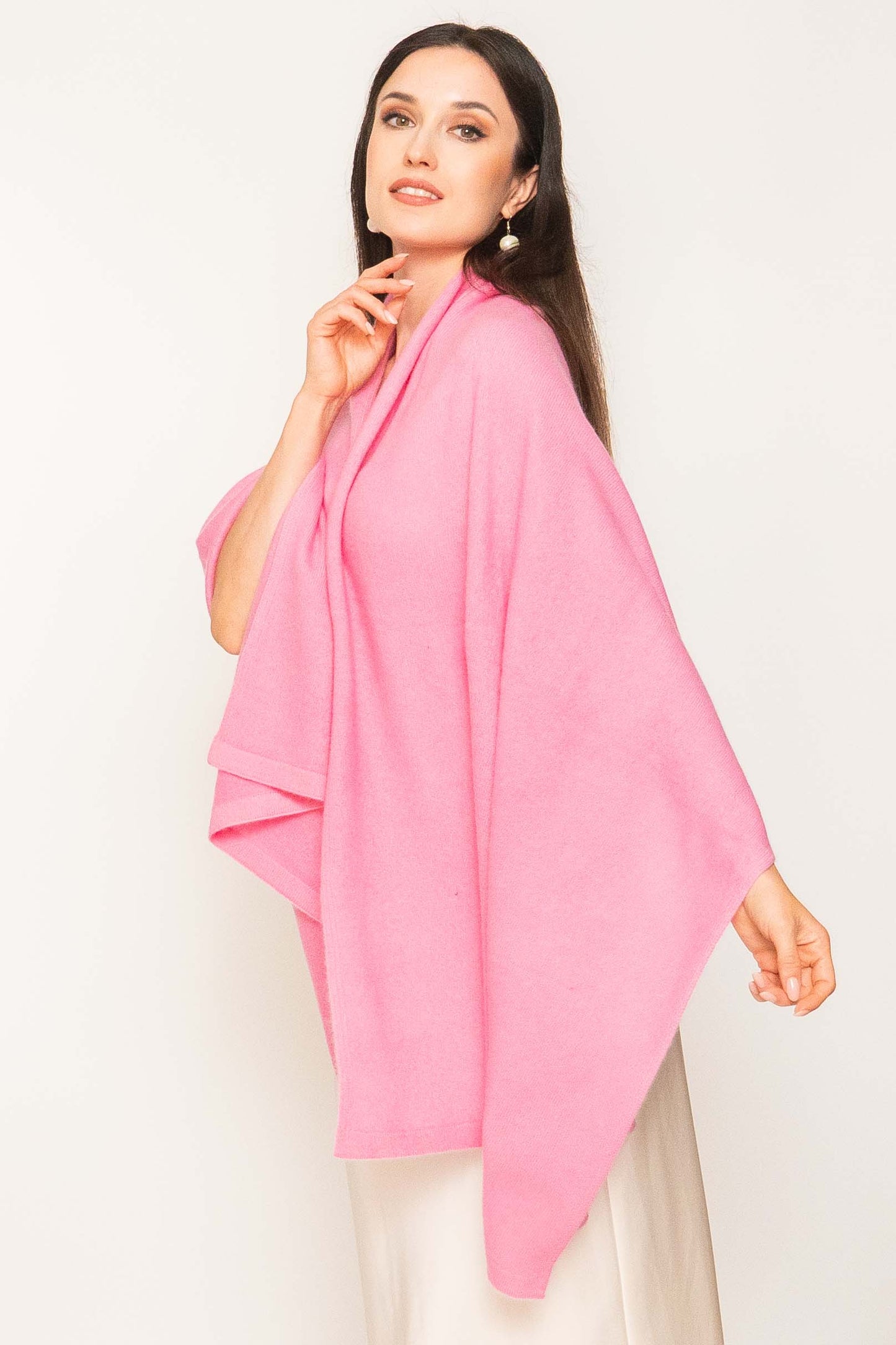 Luxurious Knitted Cashmere Shawl.