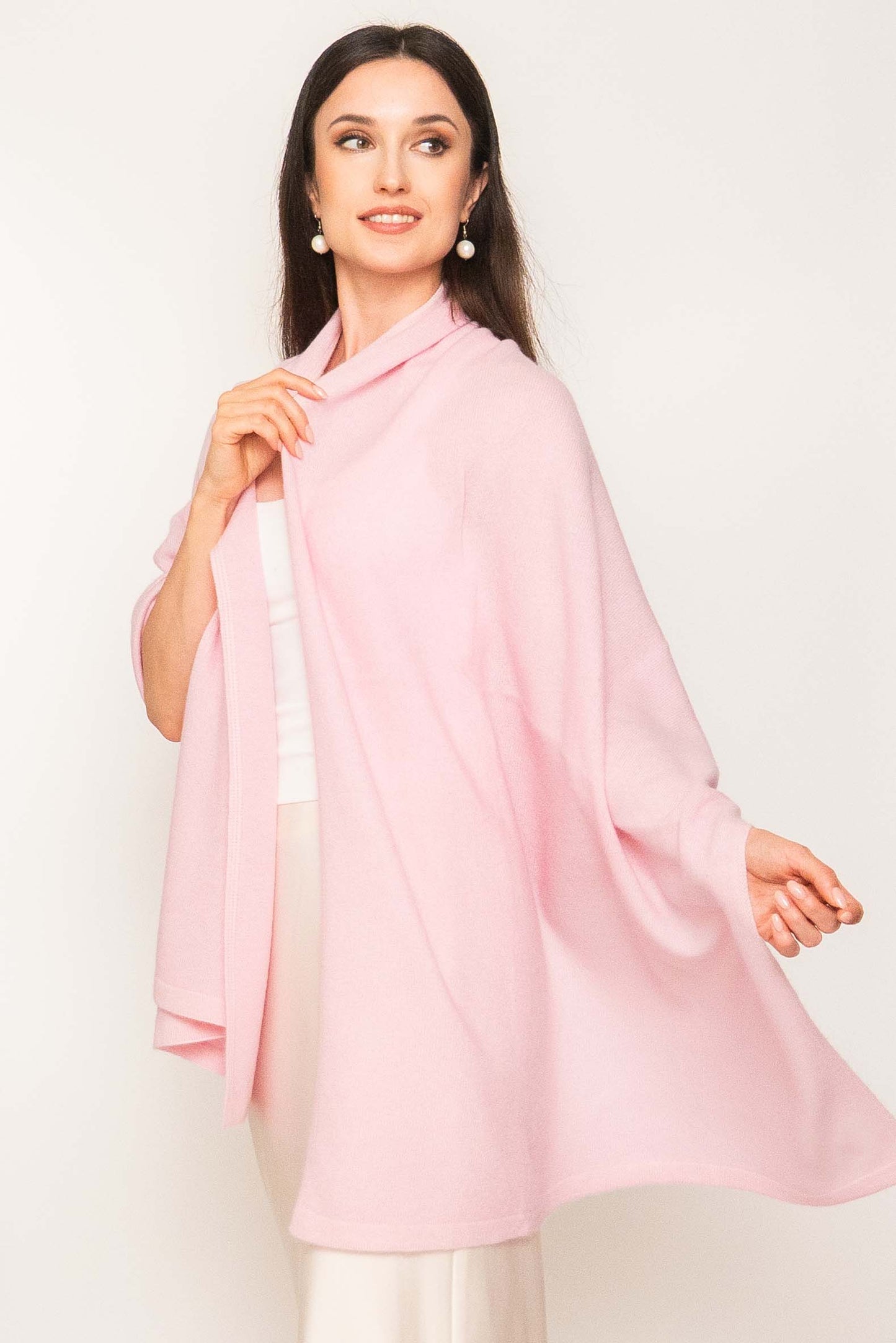 Luxurious Knitted Cashmere Shawl.