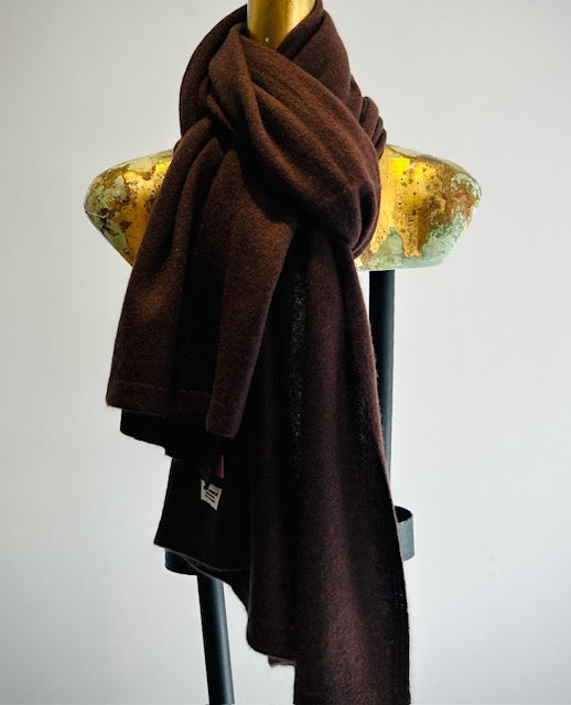 Luxurious Knitted Cashmere Shawl.