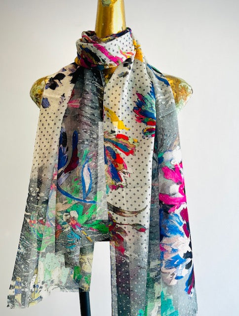 Printed Wool Scarf.