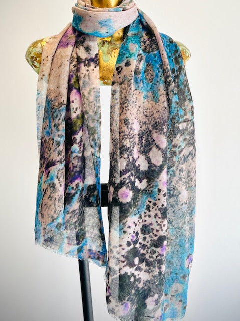 Printed Wool Scarf.