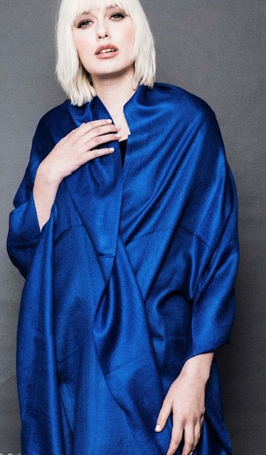 Luxury Featherweight Cashmere Shawl.