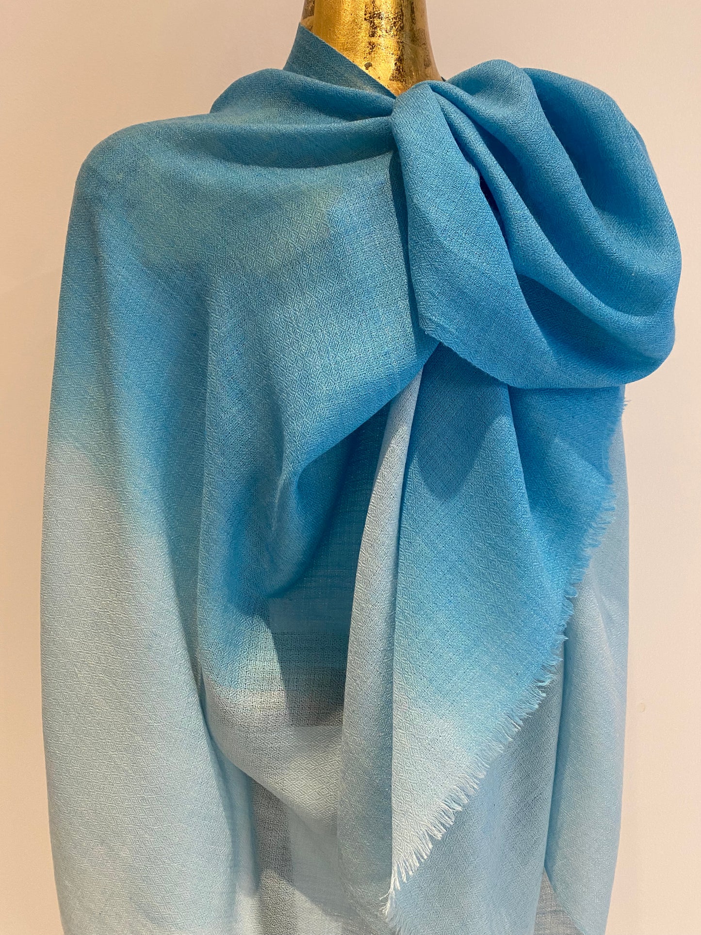 Two tone cashmere shawl