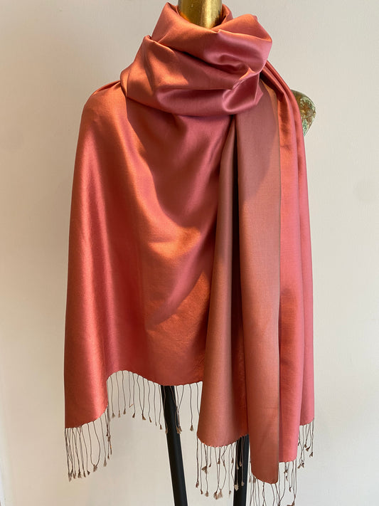 Silk two tone scarf edge detail with contrasting colors and fringe