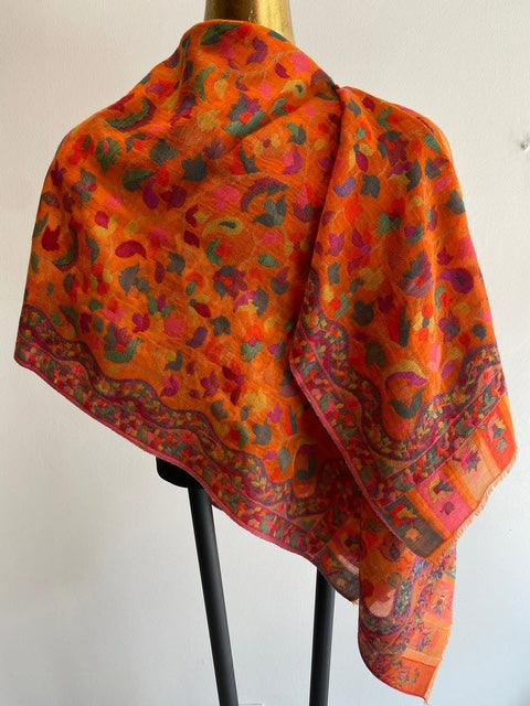 Exquisit Shawl Collection