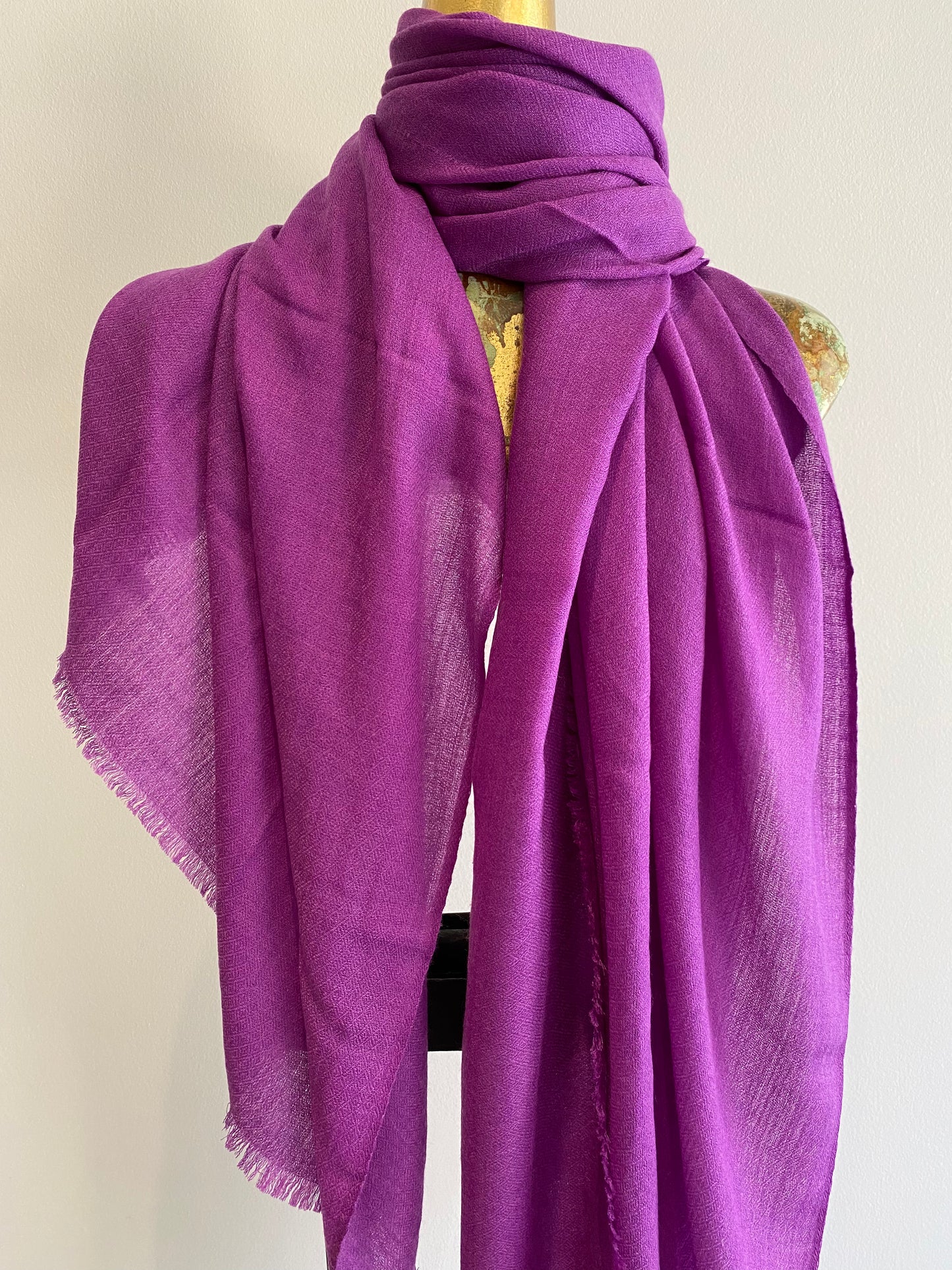 Luxury Featherweight Cashmere Shawl.