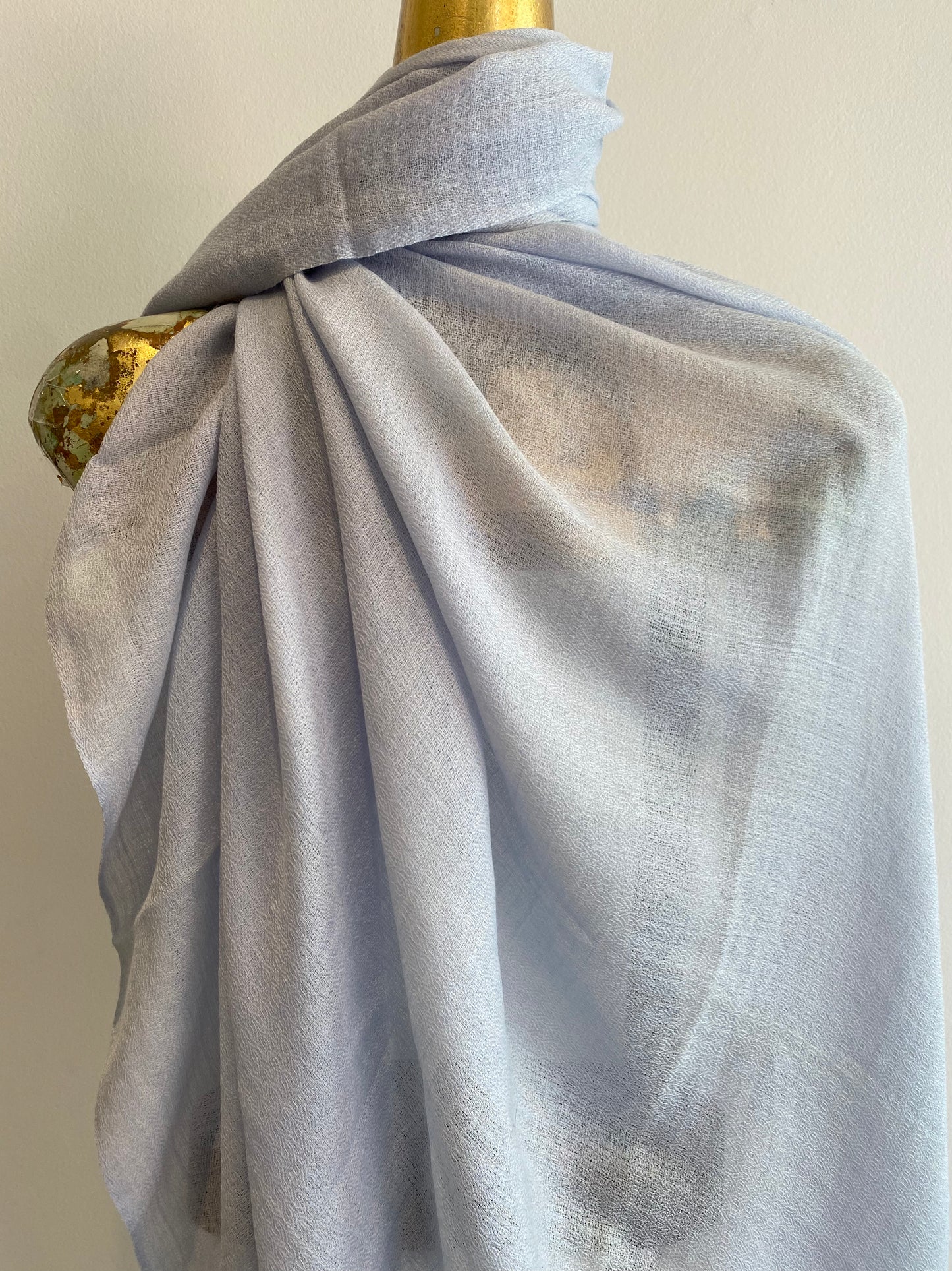 Luxury Featherweight Cashmere Shawl.