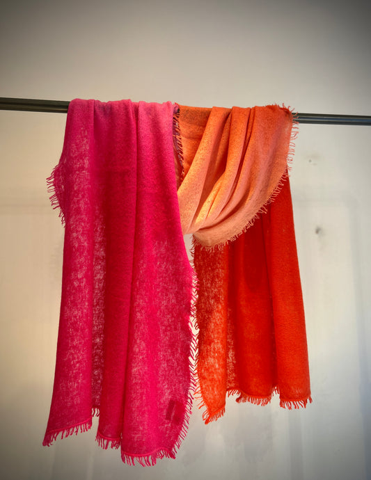 Stunningly beautiful cashmere shawl
