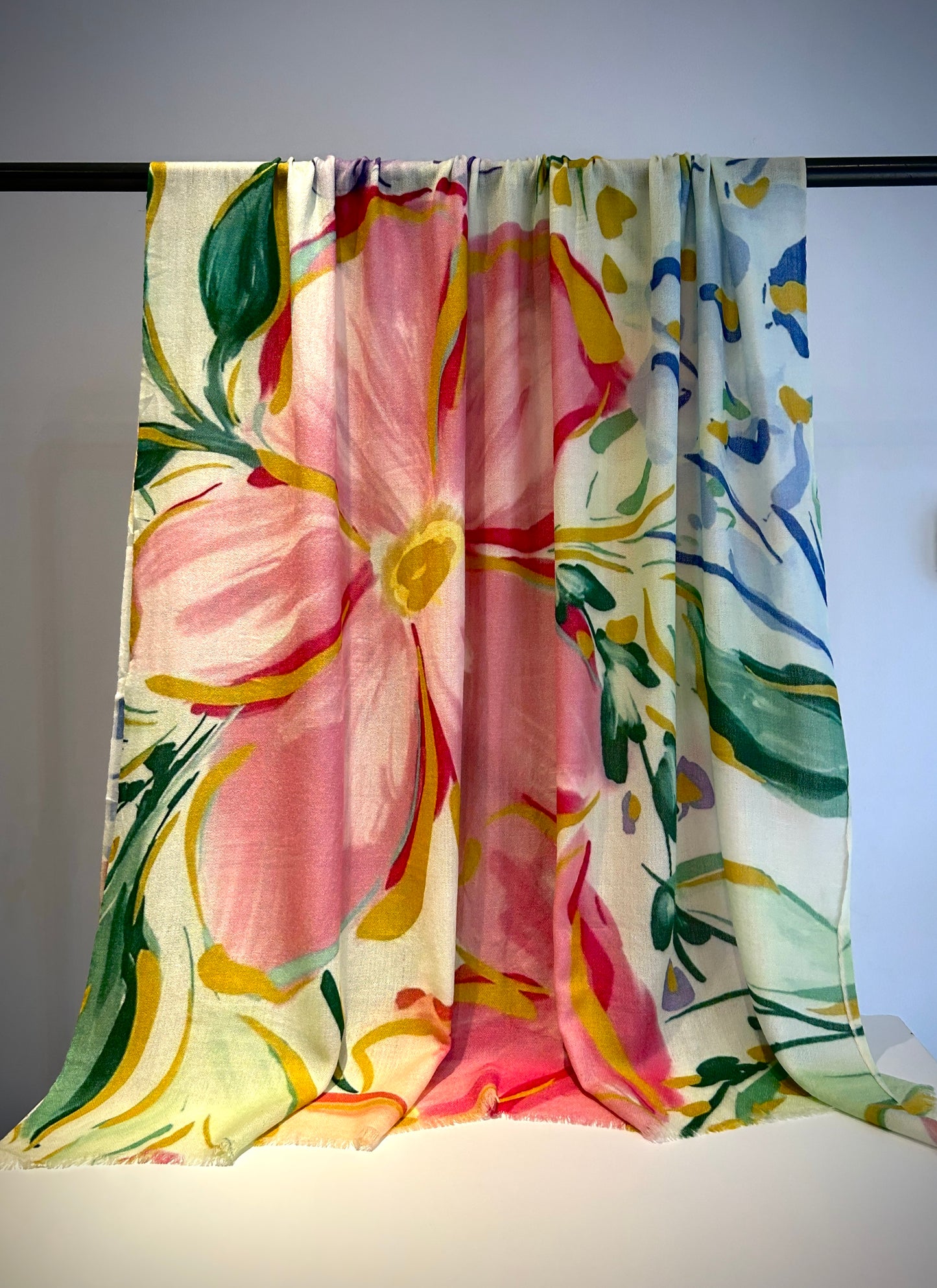 Luxurious cashmere shawl