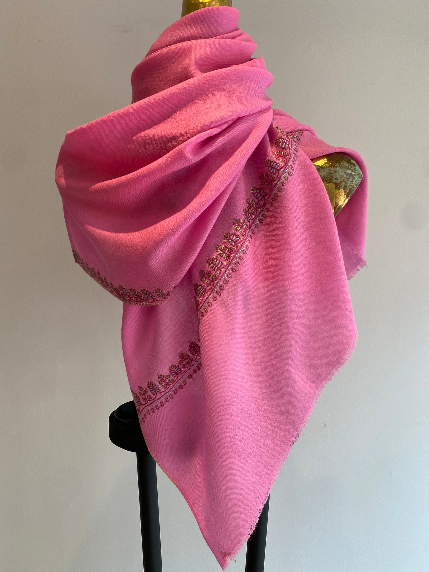 Kashmiri Border Shawl.