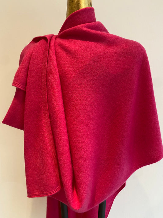 Luxurious Knitted Cashmere Shawl.