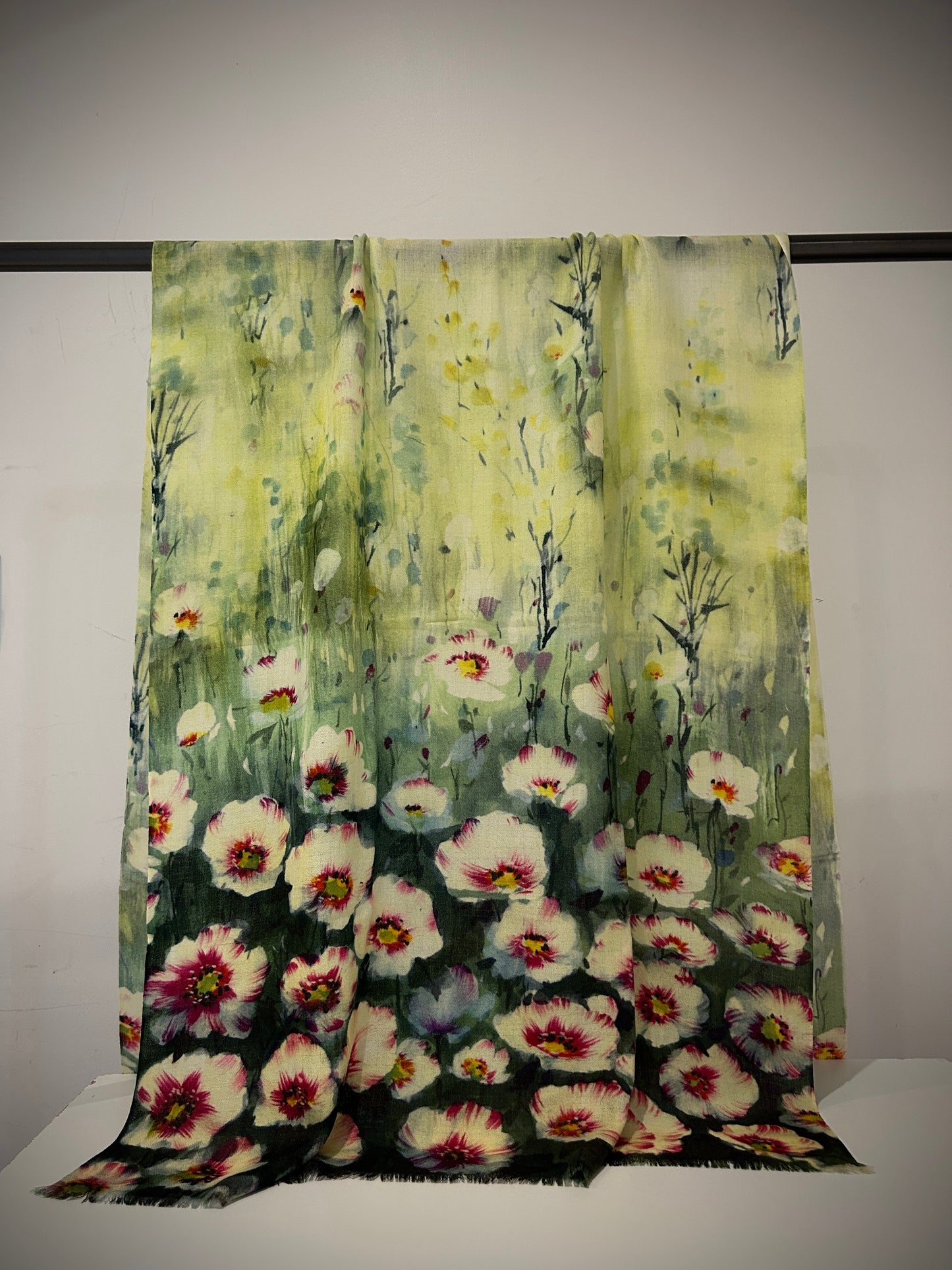 Floral patterned scarf in green floral