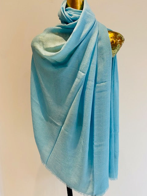 Luxury Featherweight Cashmere Shawl.