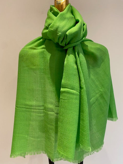 Luxury Featherweight Cashmere Shawl.