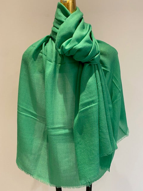 Luxury Featherweight Cashmere Shawl.