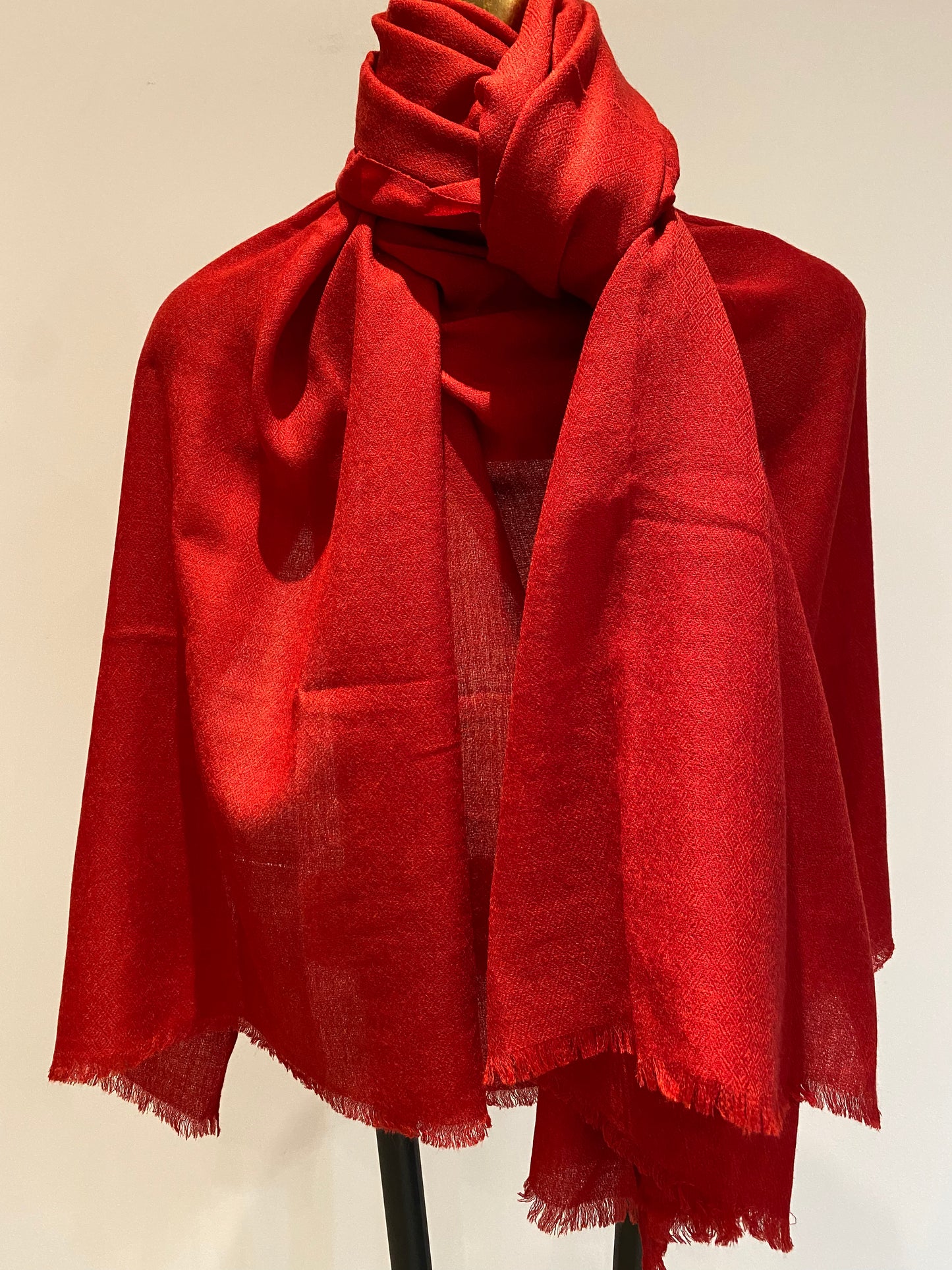 Luxury Featherweight Cashmere Shawl.