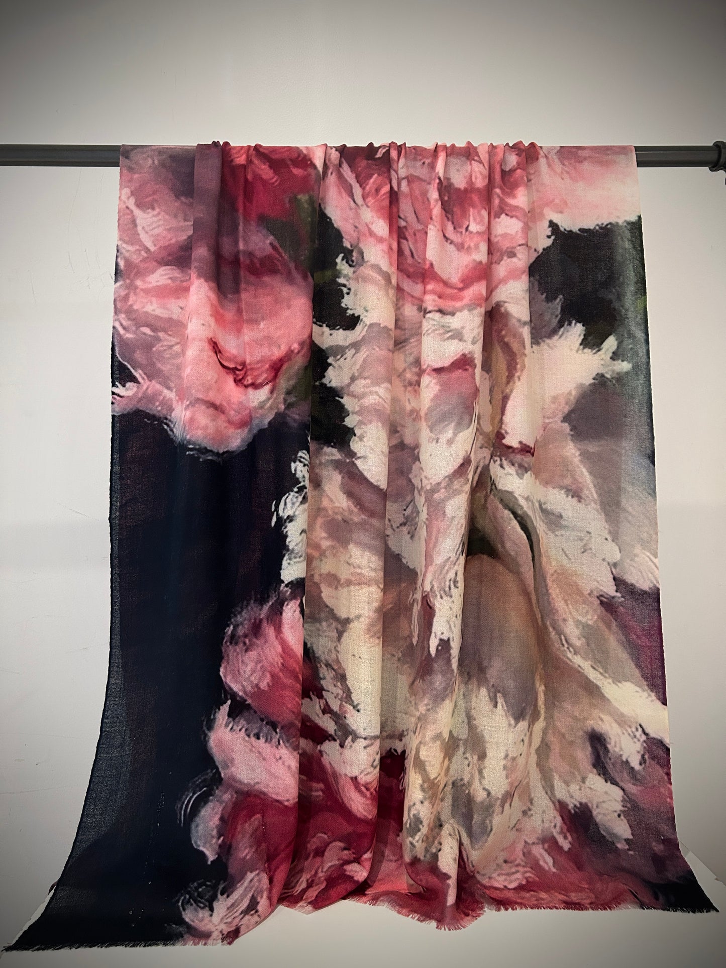 Floral cashmere handwoven shawl