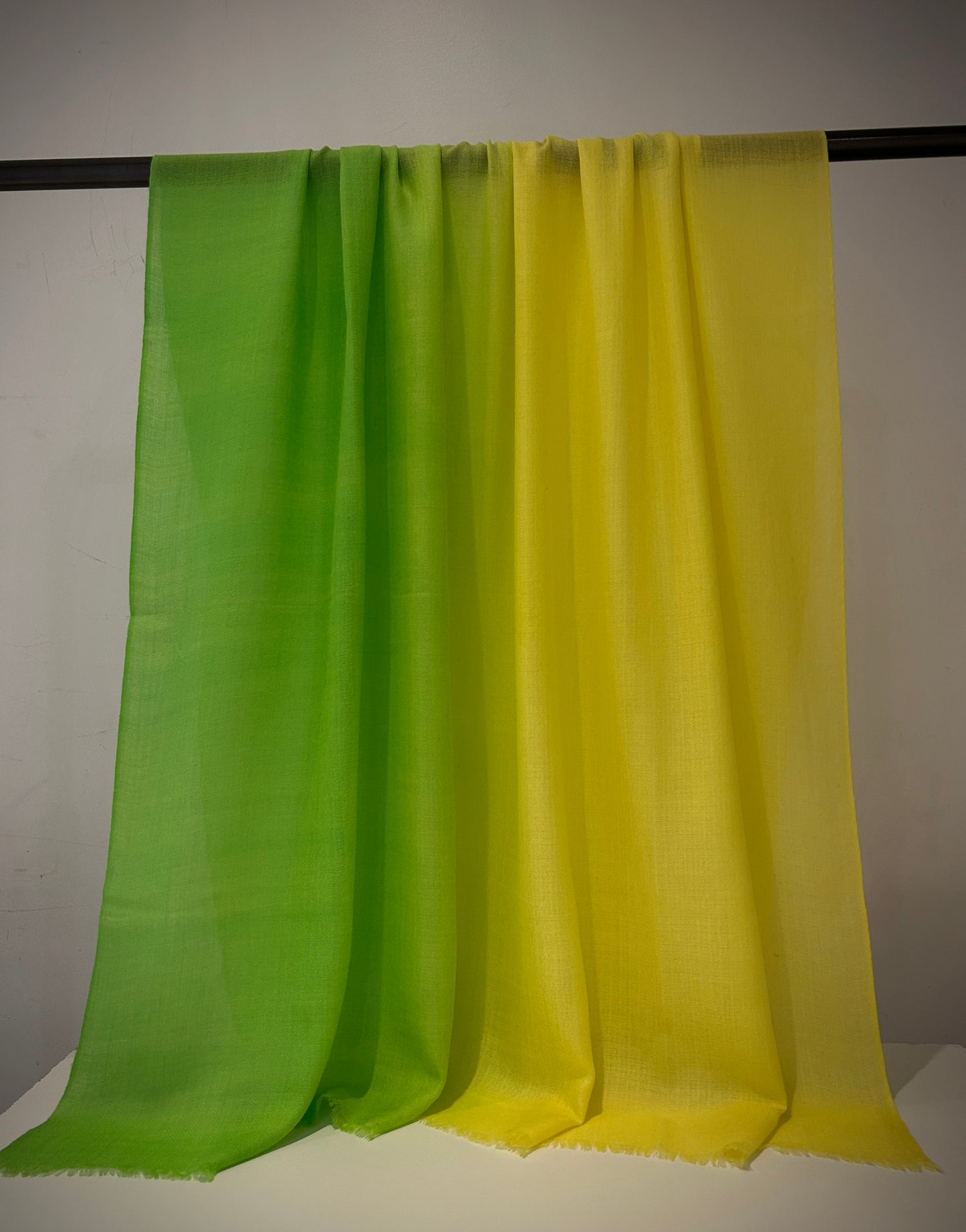 Two tone cashmere shawl