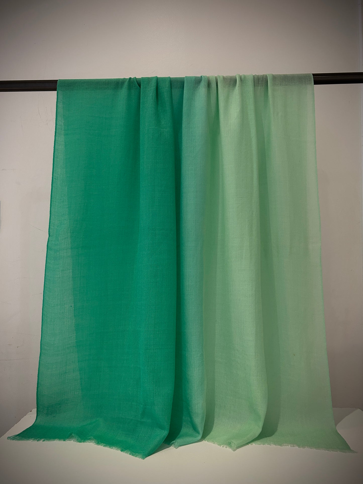 Two tone cashmere shawl