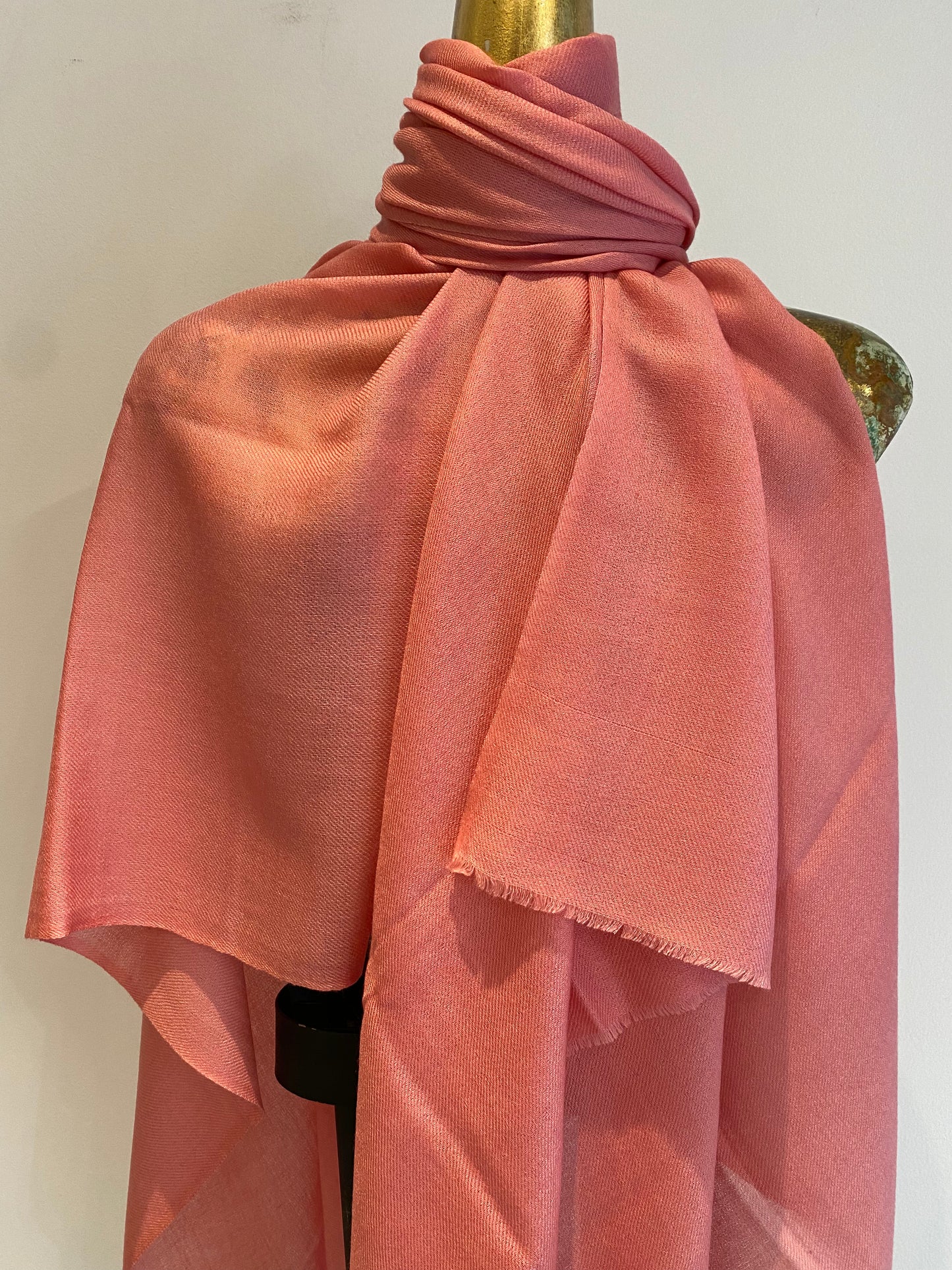 Luxury Featherweight Cashmere Shawl.