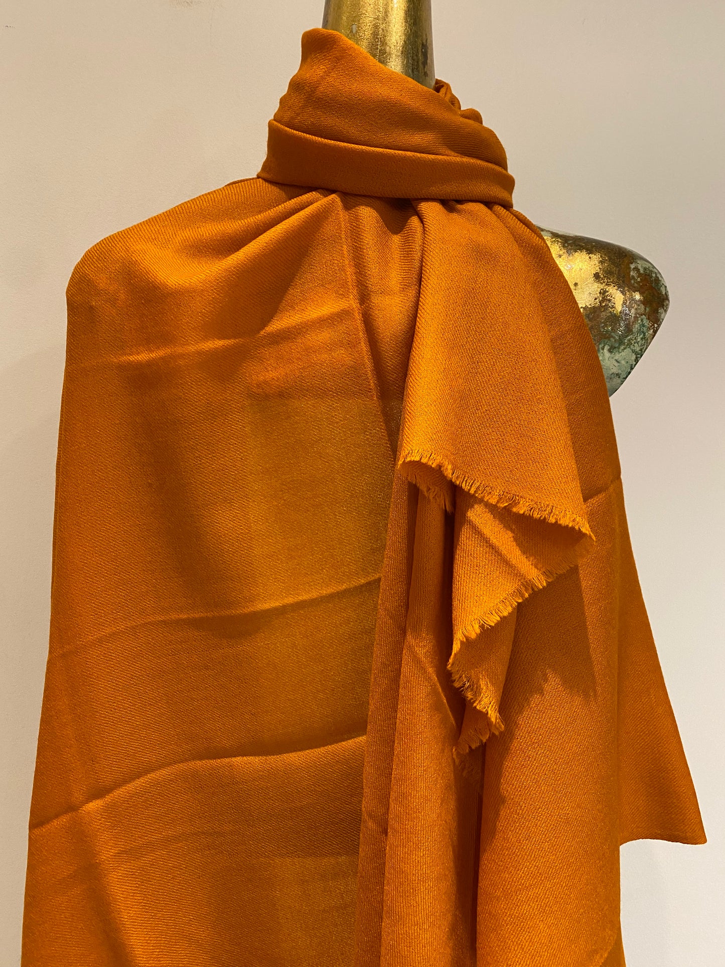 Luxury Featherweight Cashmere Shawl.