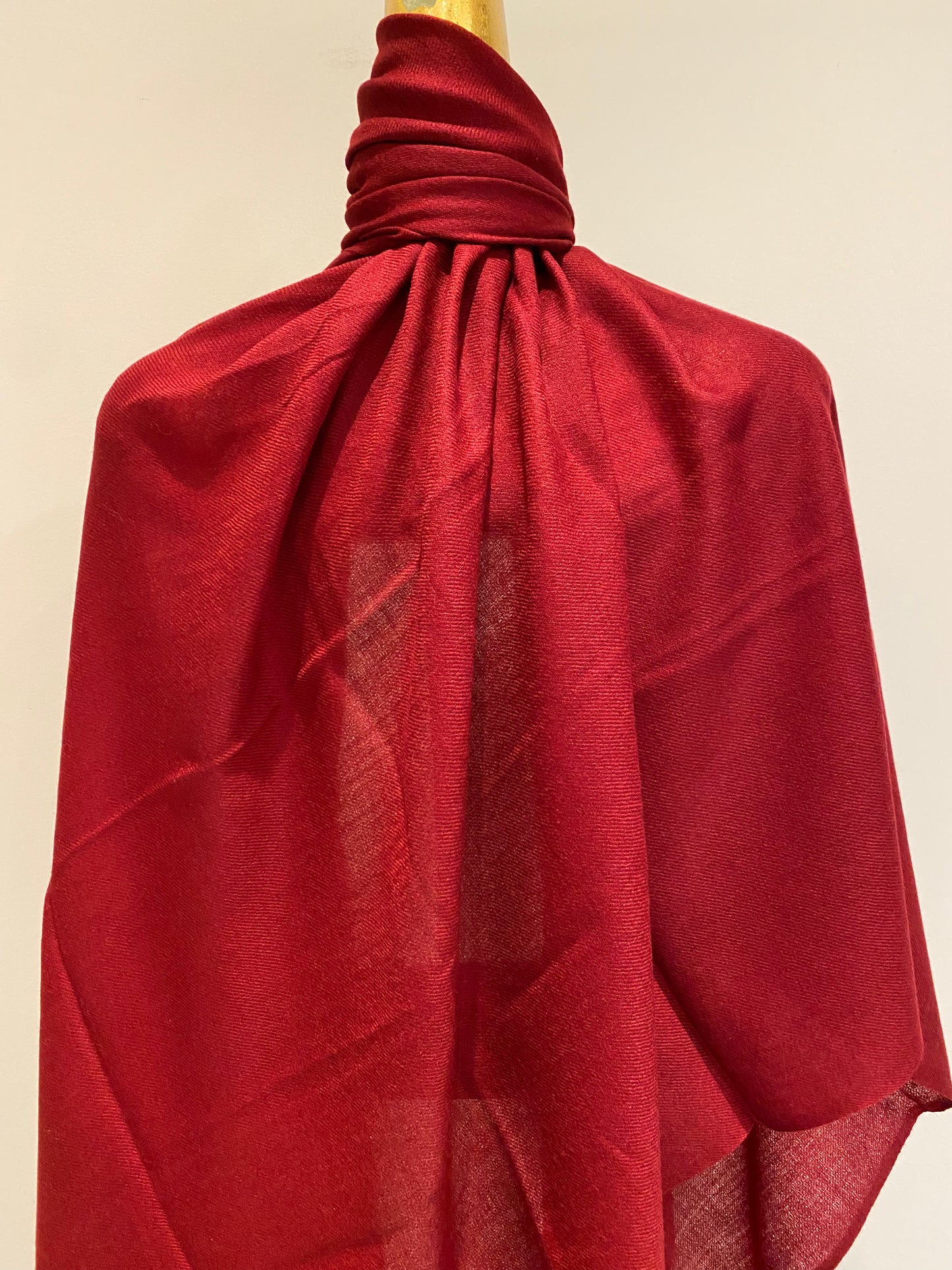 Luxury Featherweight Cashmere Shawl.