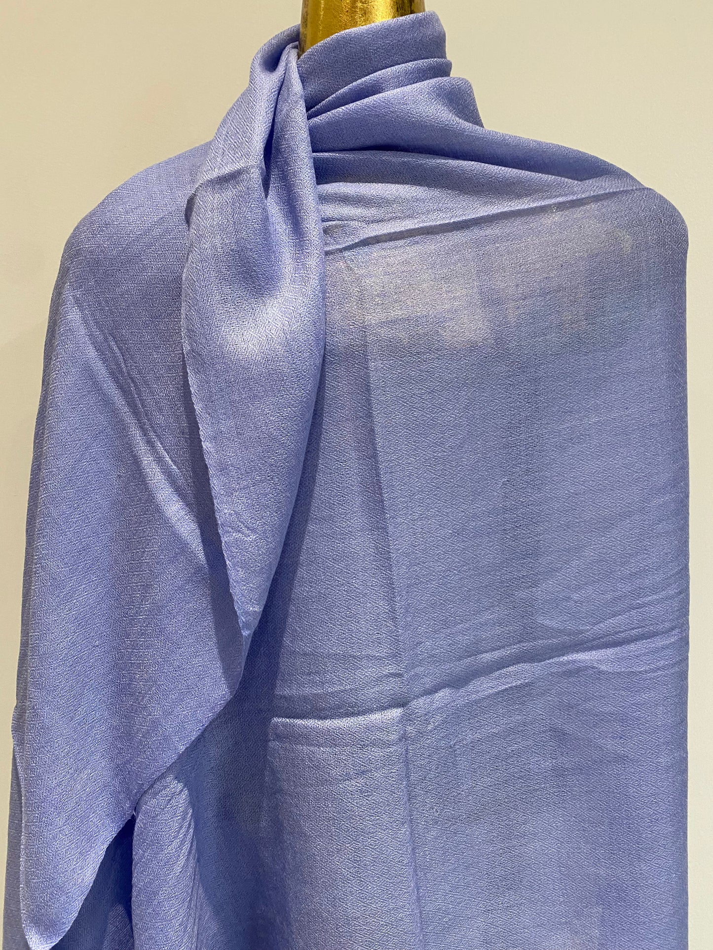 Luxury Featherweight Cashmere Shawl.