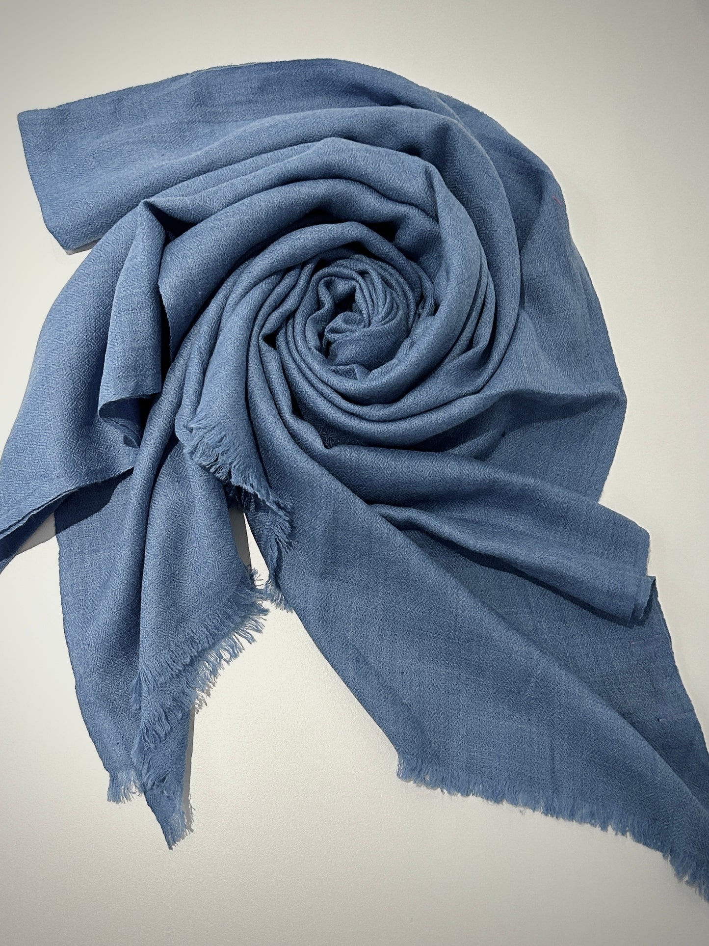 Luxury Featherweight Cashmere Shawl