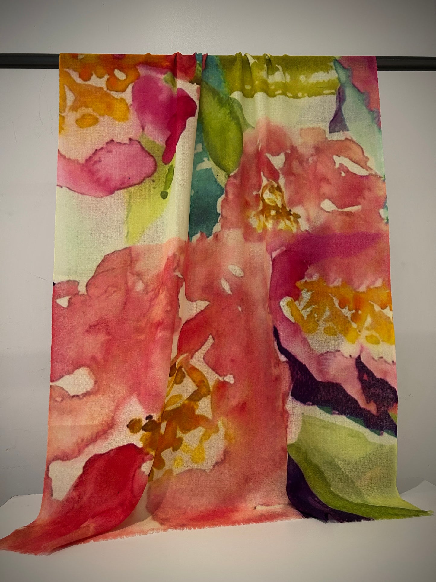 Handwoven cashmere scarf