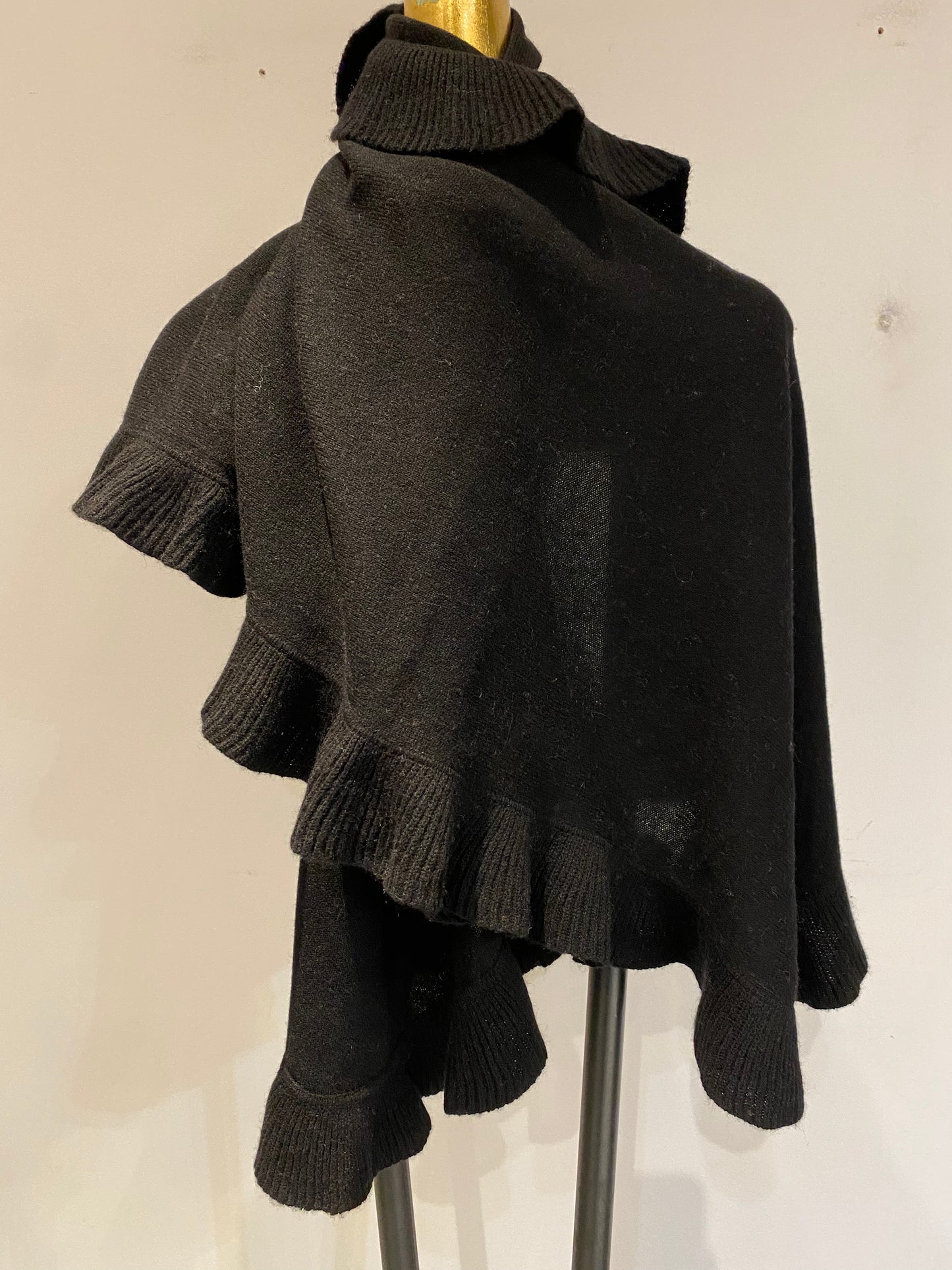 Cashmere Ruffled Shawl.