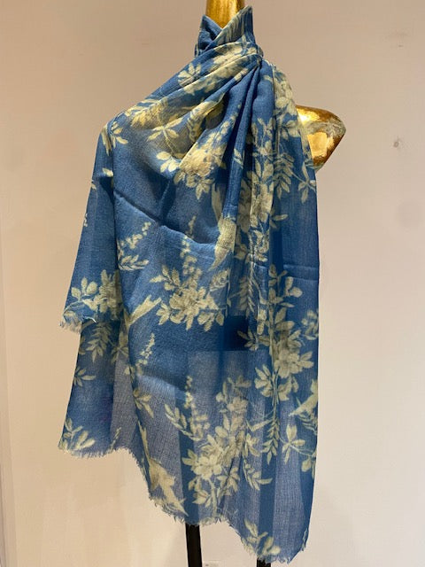 Printed Lightweight Scarf