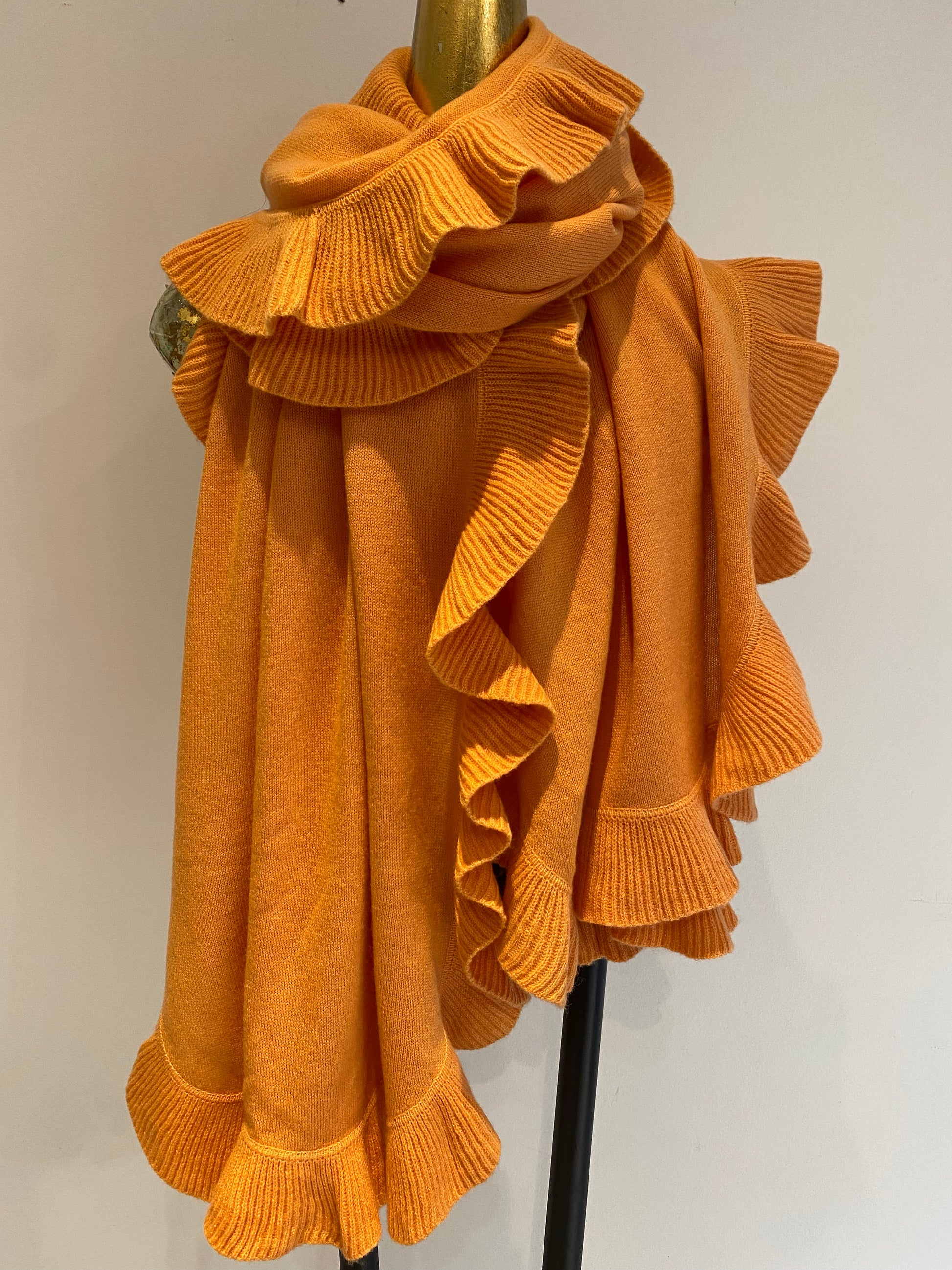 Cashmere ruffled shawl draped elegantly - 70cm x 190cm hand-woven wrap