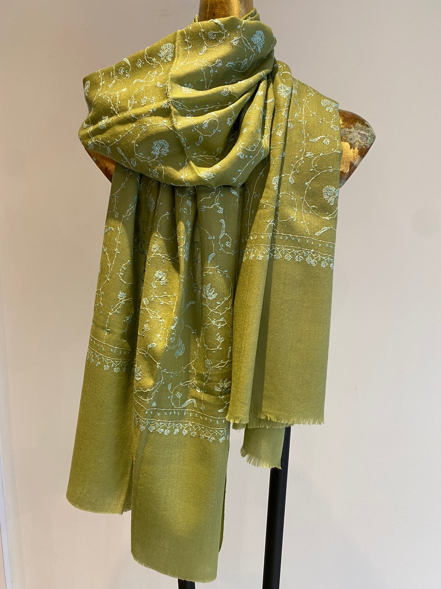 Kashmiri Shawl With All Over Embroidery