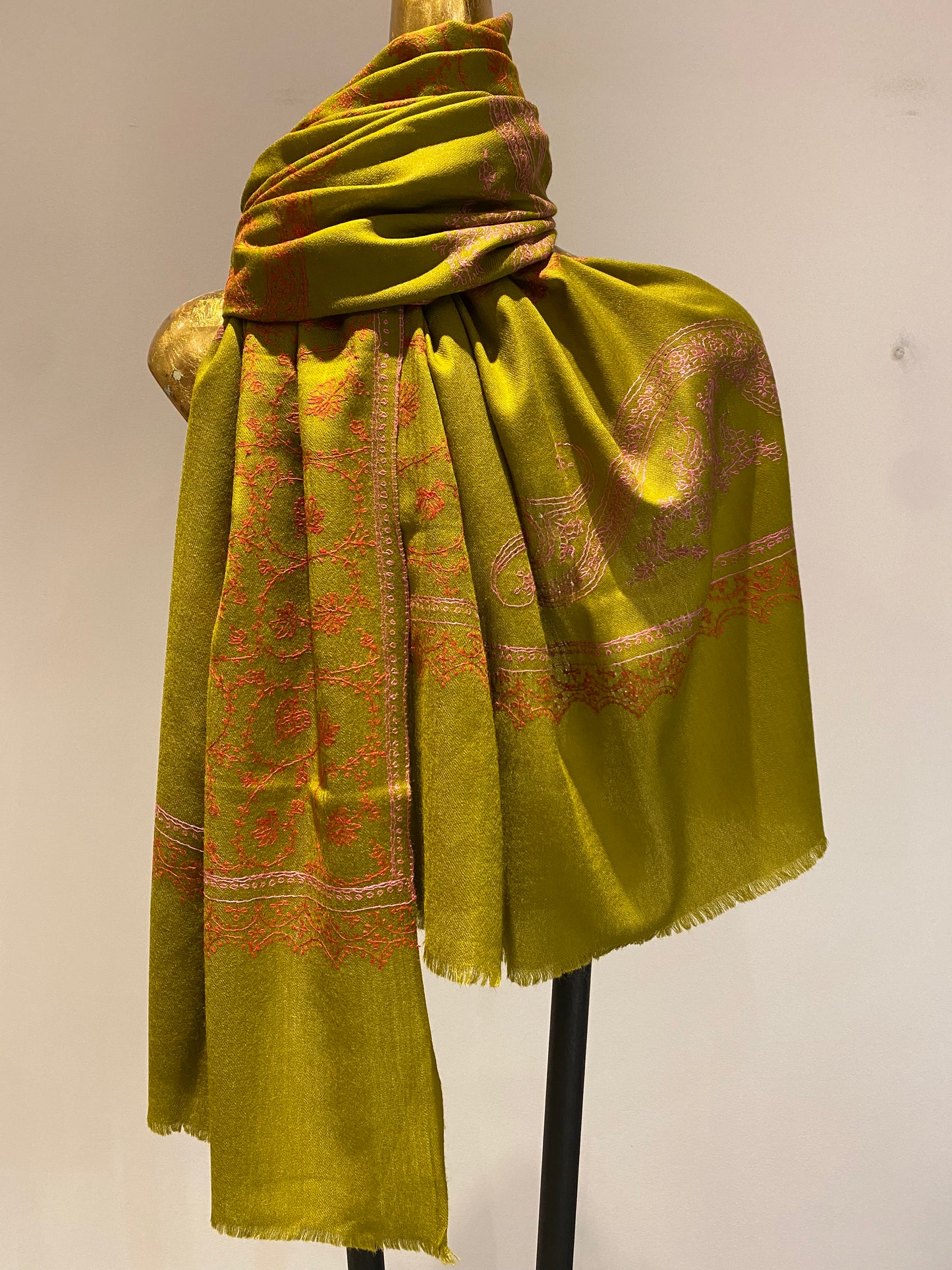 Kashmiri Shawl With Em