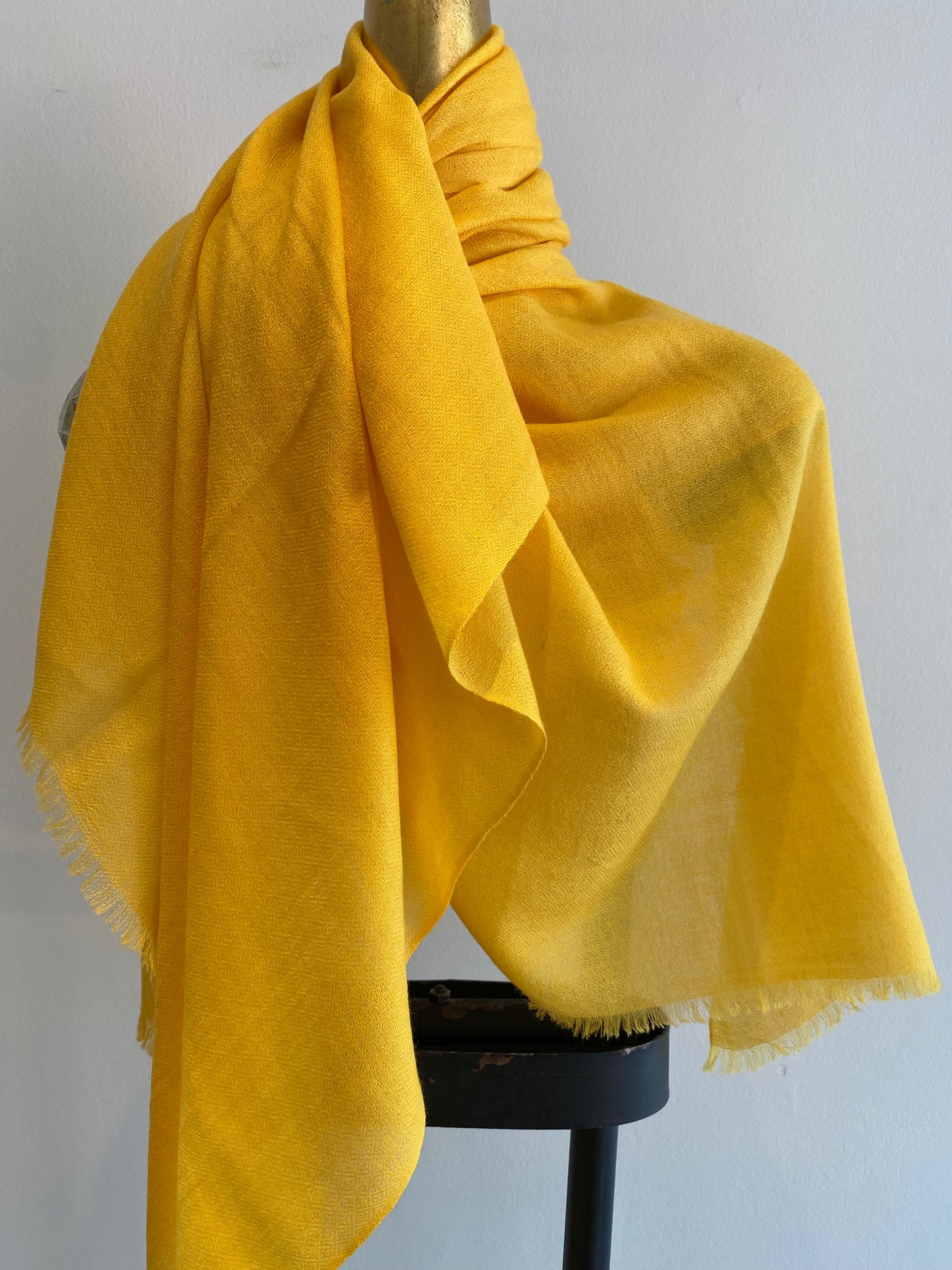 Luxury Featherweight Cashmere Shawl.
