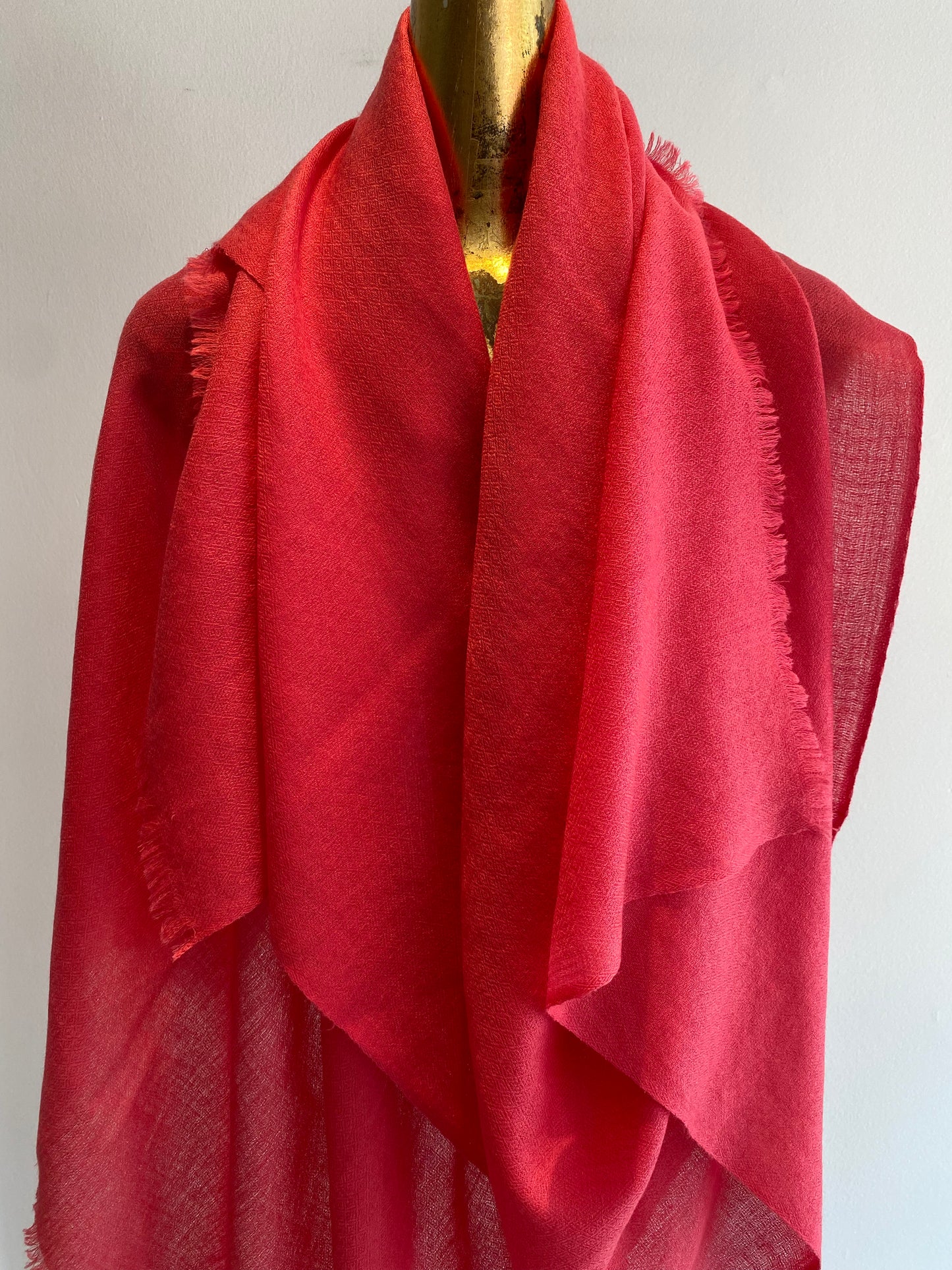 Luxury Featherweight Cashmere Shawl.