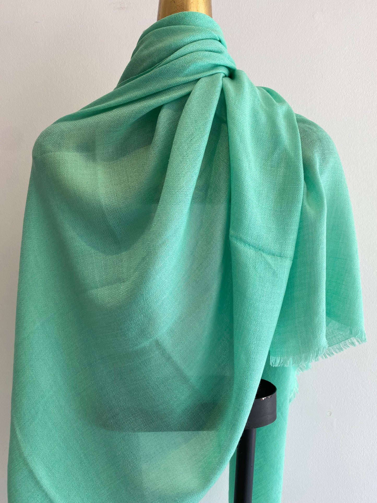 Luxury Featherweight Cashmere Shawl.
