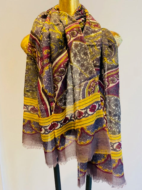 Printed Lightweight Scarf