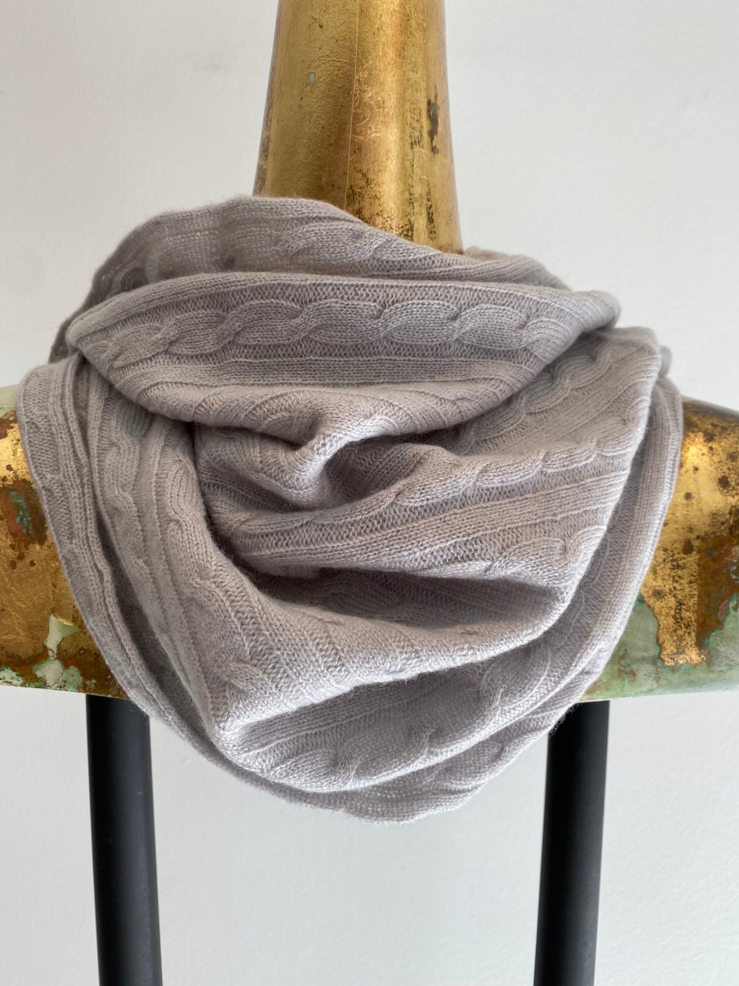Cabled Cashmere Neck Warmer