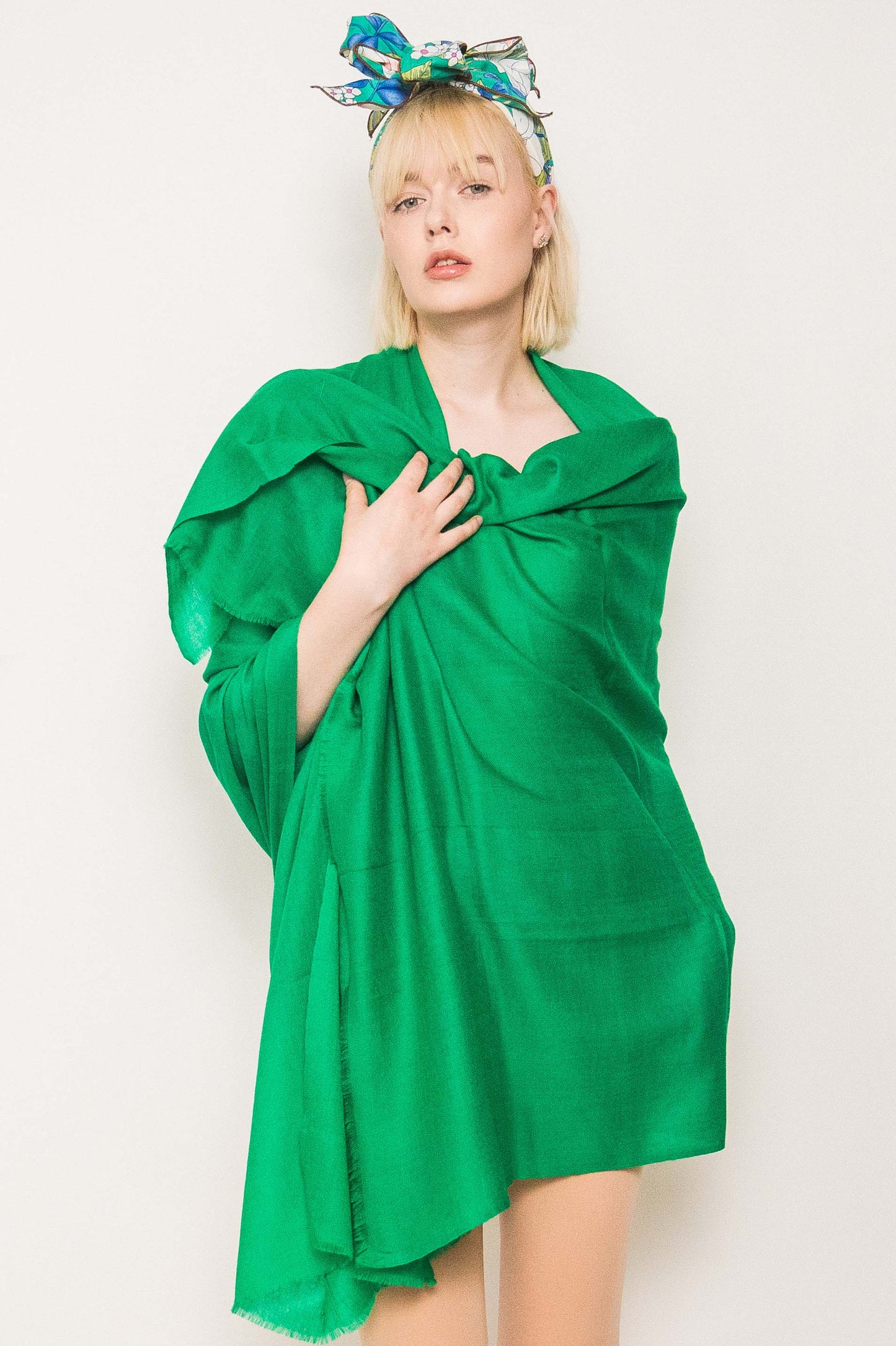Luxury Featherweight Cashmere Shawl.