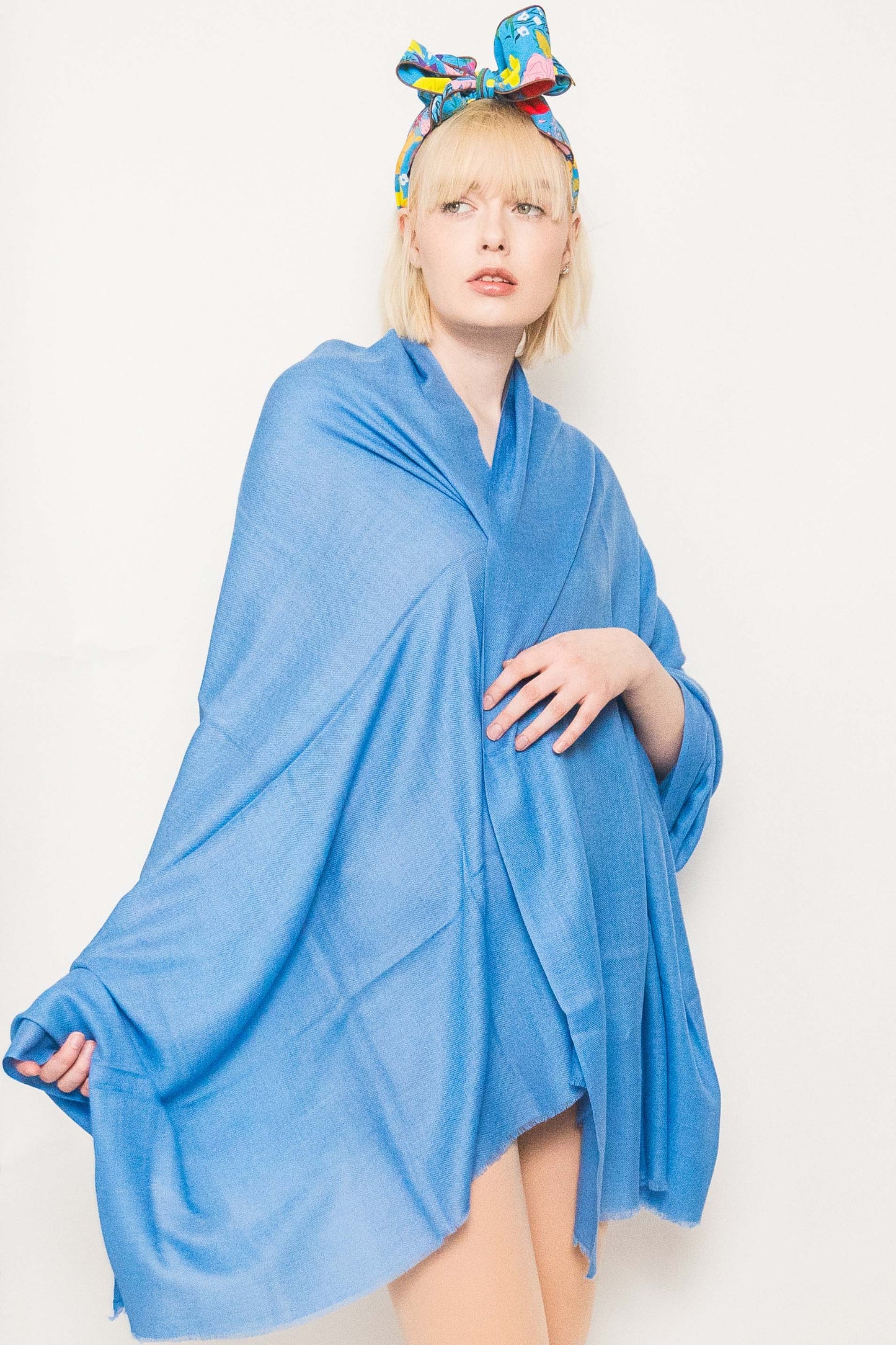 Luxury Featherweight Cashmere Shawl.
